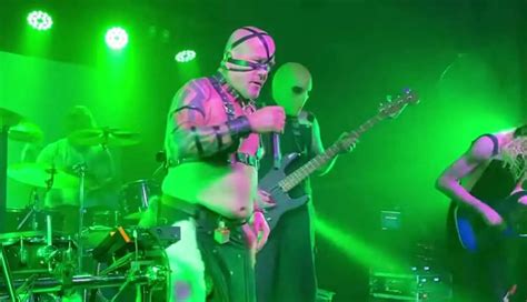 Original SLIPKNOT Singer ANDERS COLSEFNI Weighs In On MUSHROO.